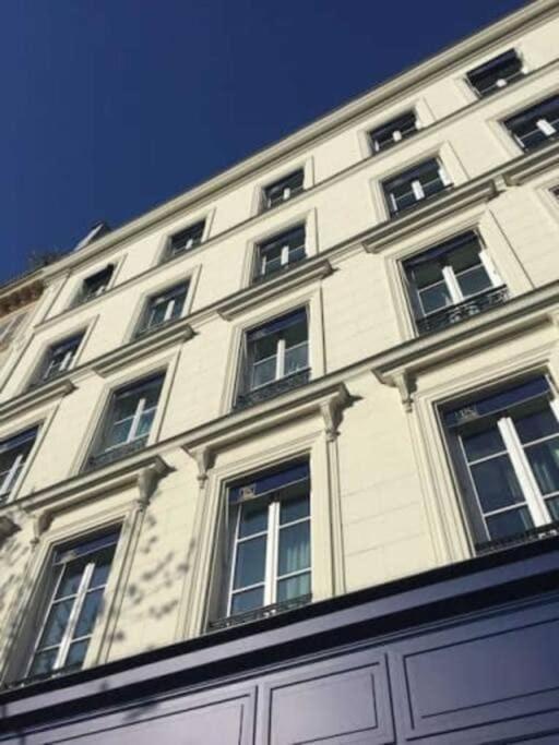 Appartement Cosy Pres Du Marais París Exterior foto